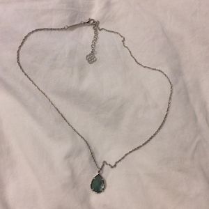 Kendra scott necklace